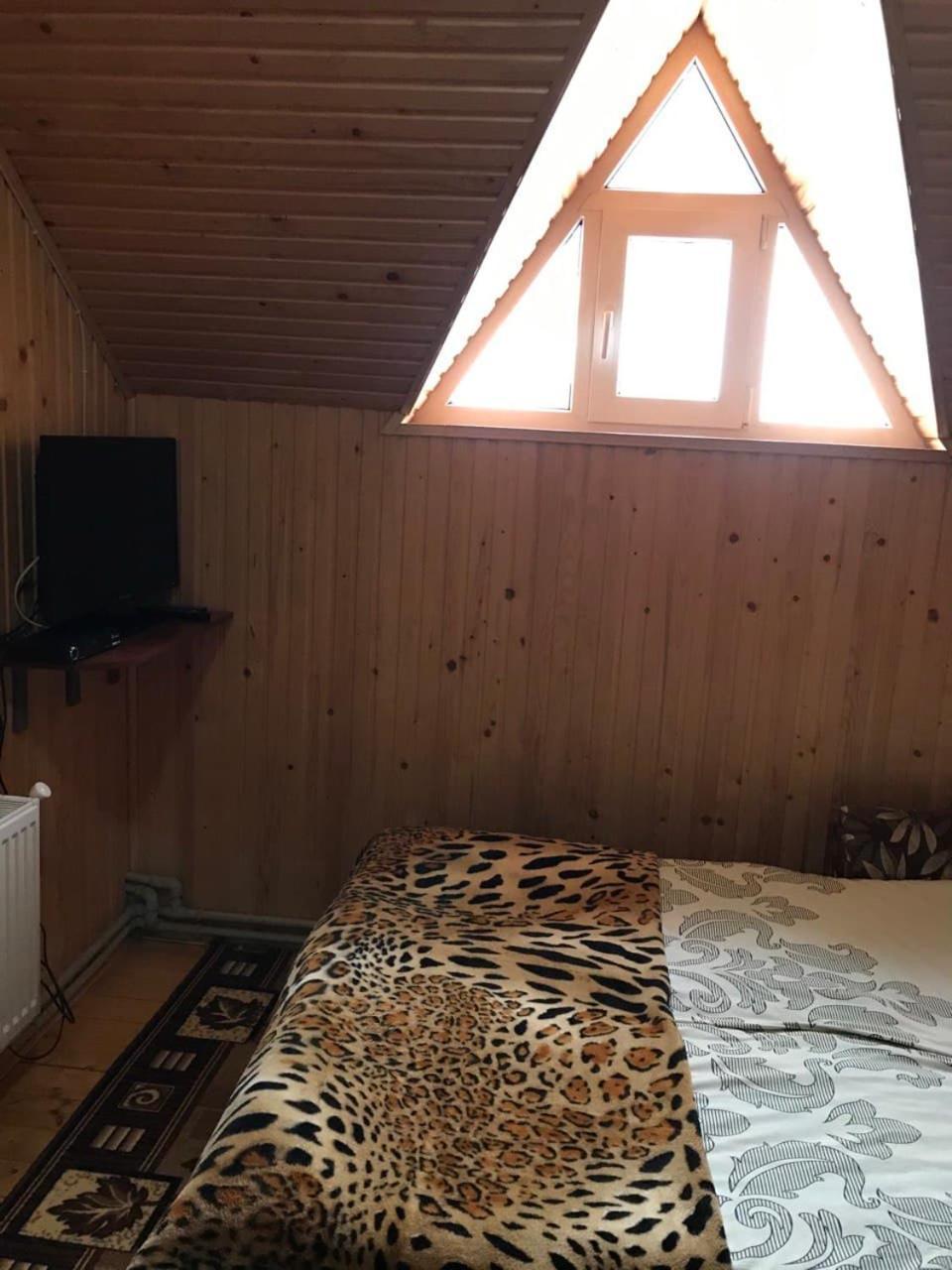 Hotel Котедж ,,Тік" à Tatariv Chambre photo