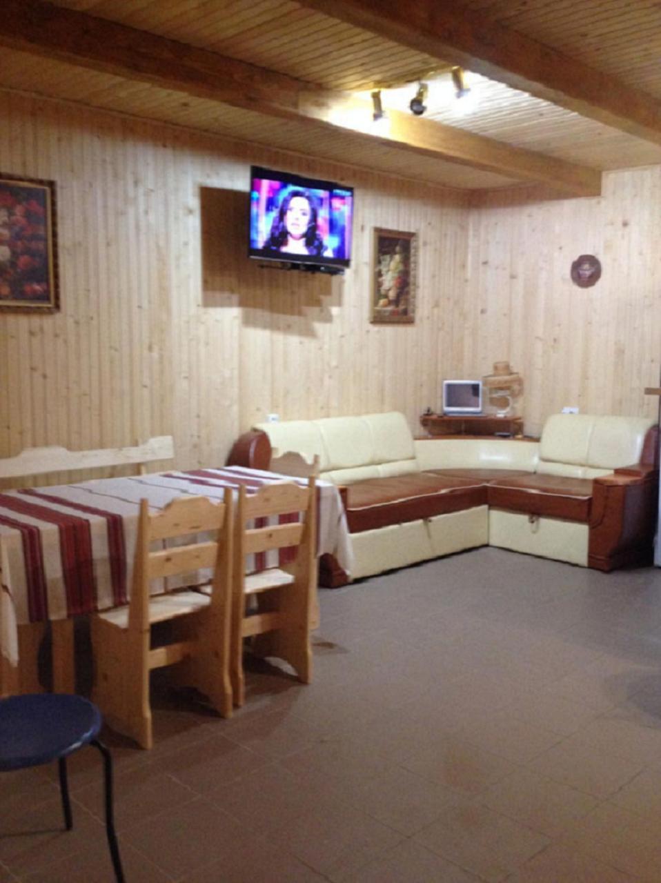 Hotel Котедж ,,Тік" à Tatariv Extérieur photo