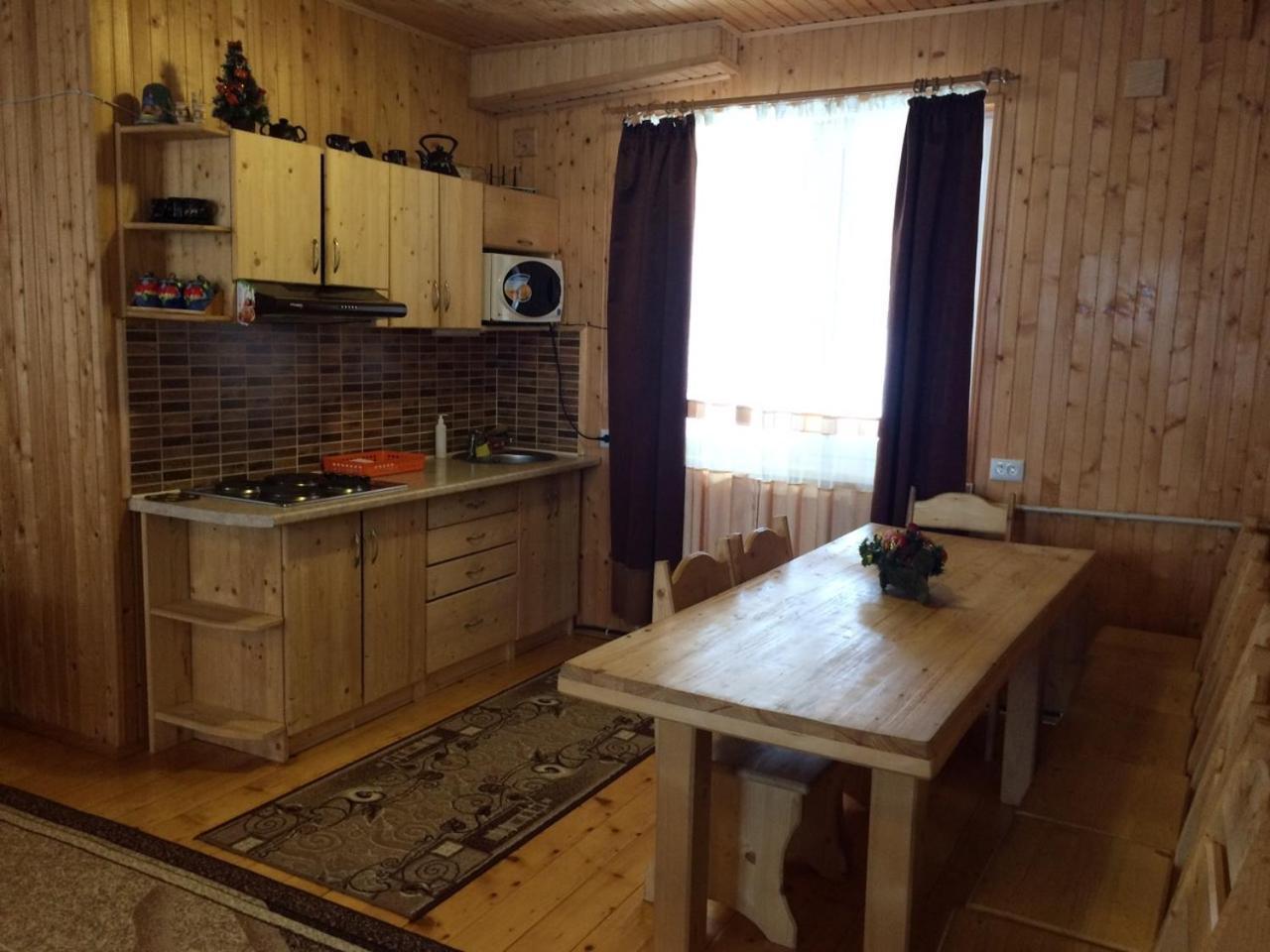 Hotel Котедж ,,Тік" à Tatariv Extérieur photo