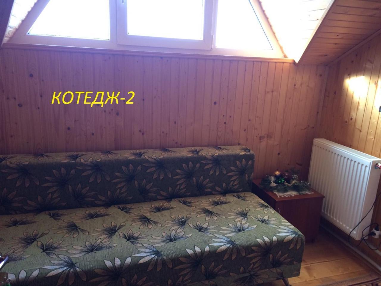 Hotel Котедж ,,Тік" à Tatariv Extérieur photo