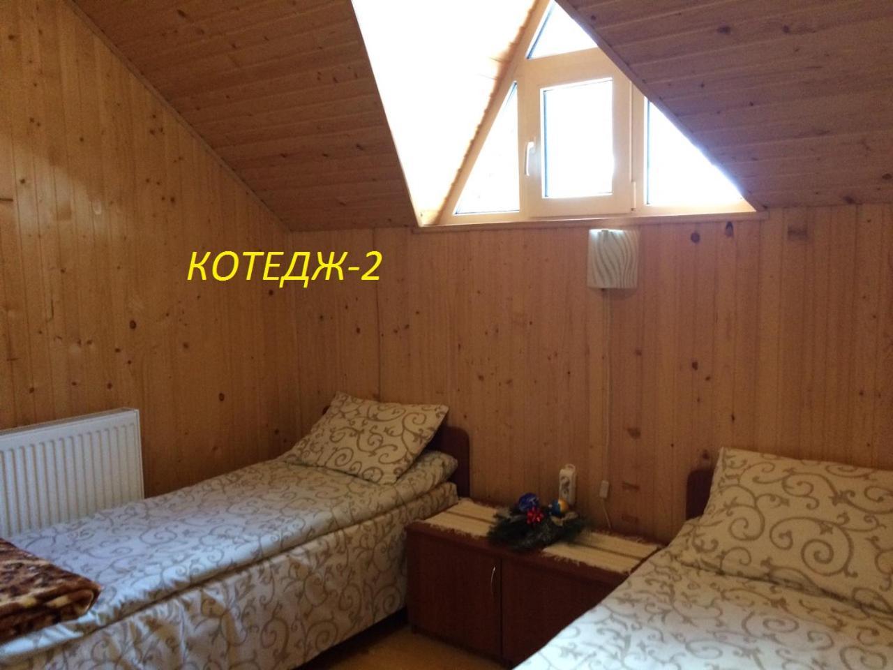 Hotel Котедж ,,Тік" à Tatariv Extérieur photo
