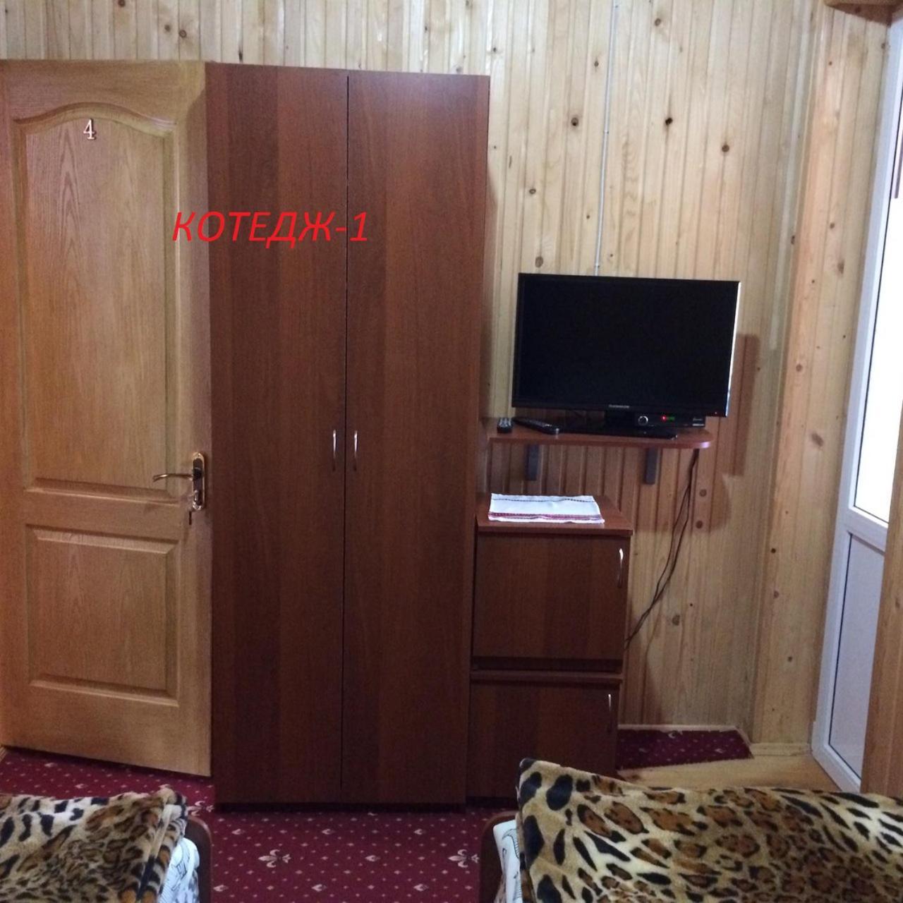Hotel Котедж ,,Тік" à Tatariv Extérieur photo