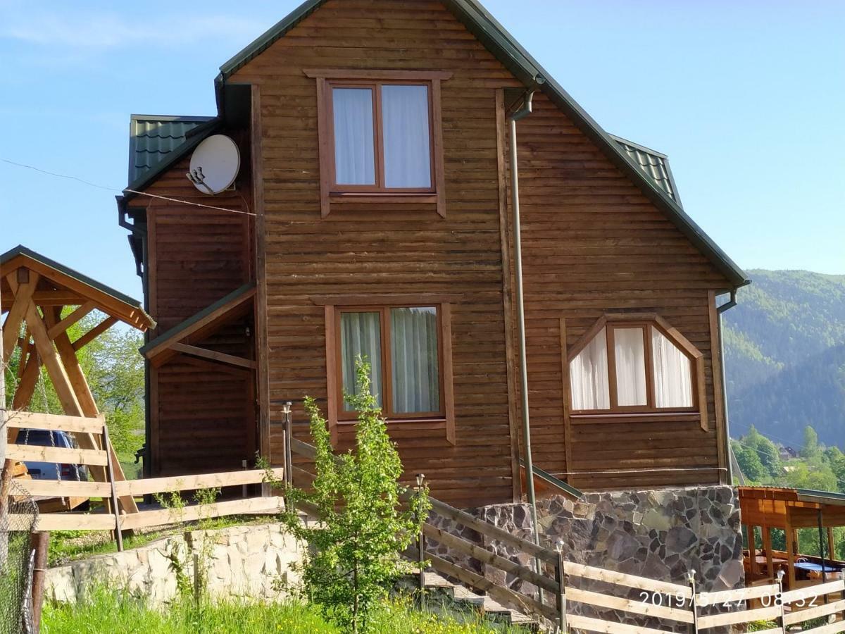 Hotel Котедж ,,Тік" à Tatariv Extérieur photo